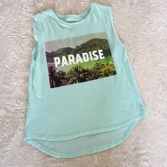 Freeze Tops - ⭐️Graphic muscle top mint